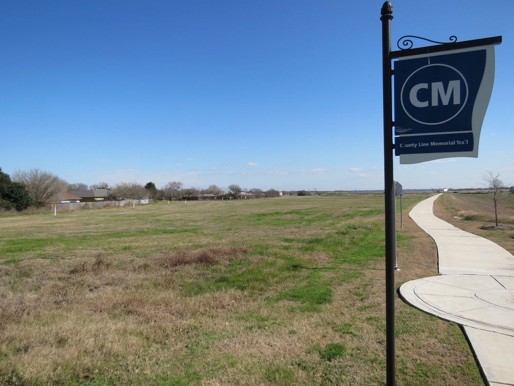 Great Multifamily Site on FM 725 Near IH 35 : 1609 McQueeney Road, New Braunfels, TX 78130